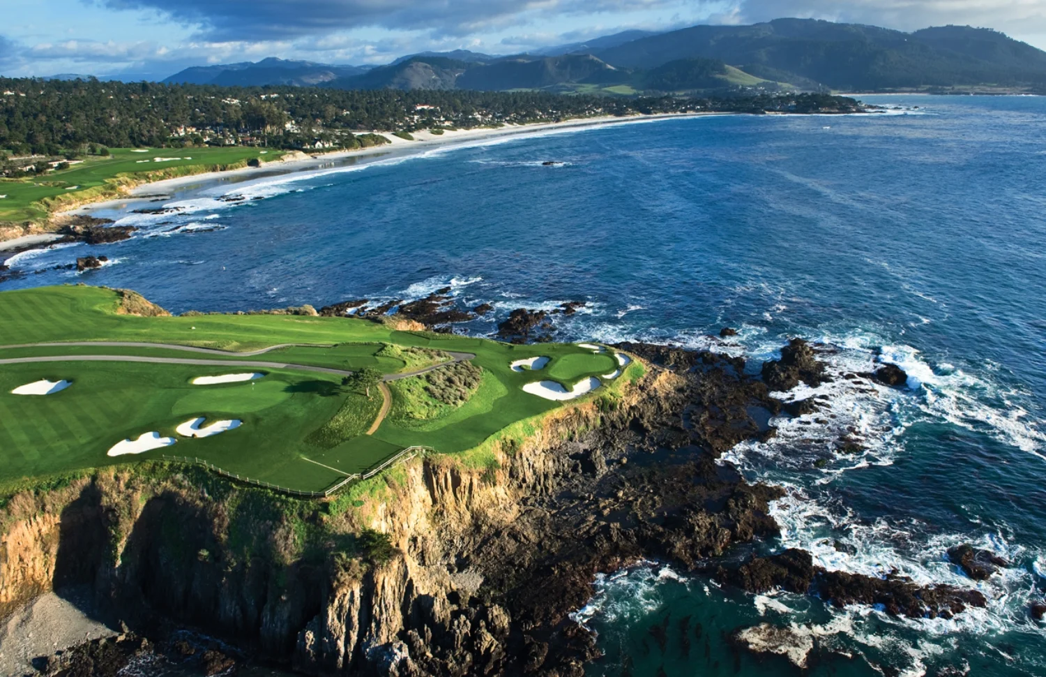 Top 5 Hardest Golf Holes in the World