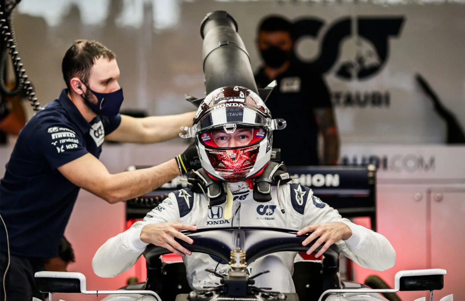 NASCAR Drivers in F1 or F1 Drivers in NASCAR Who Would Better?