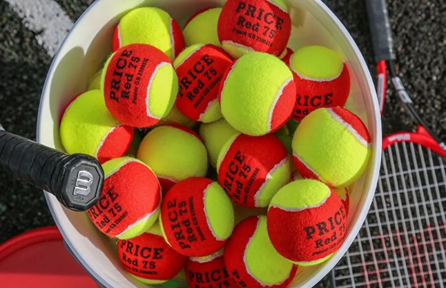 Differences Between Red, Orange, and Yellow Tennis Balls: How They Impact Gameplay