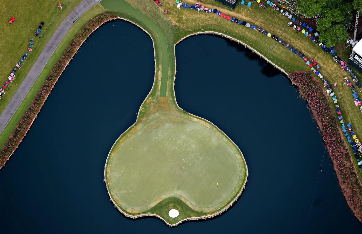 Top 5 Hardest Golf Holes in the World